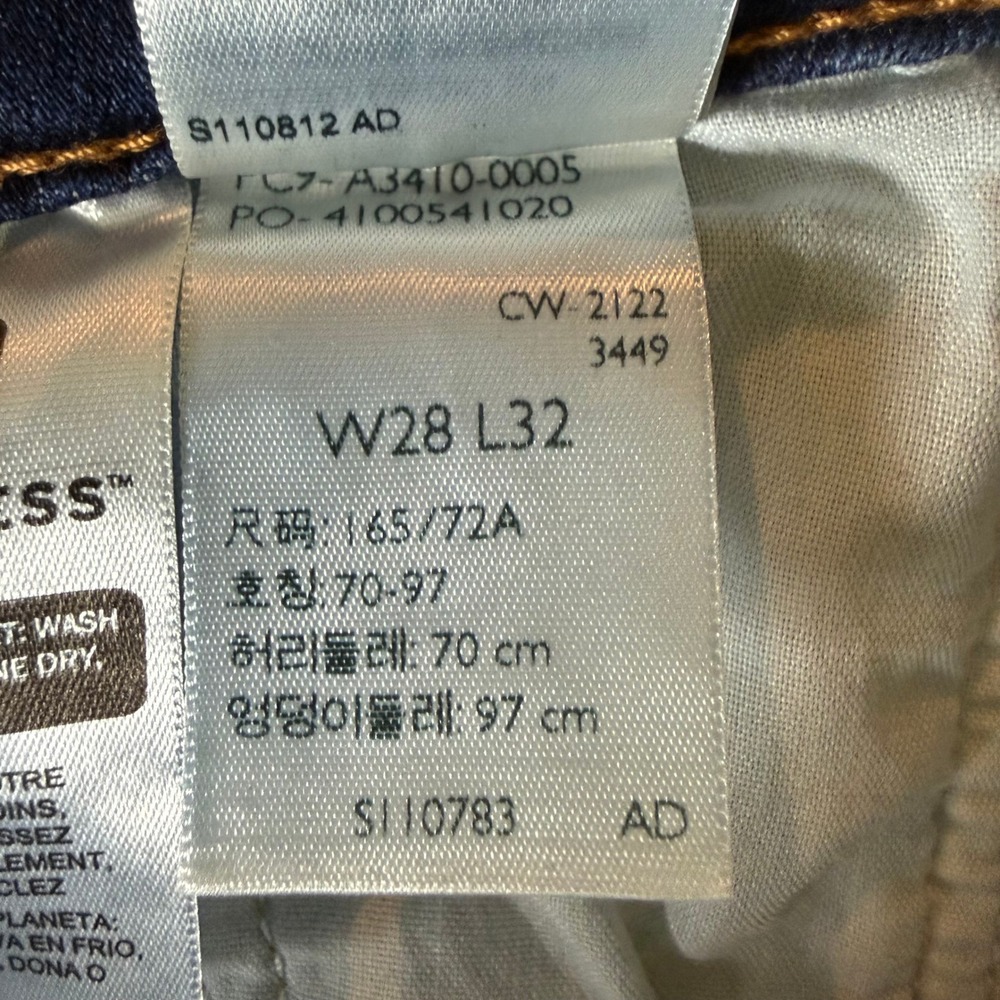 Levis 726 Flare Jeans Womens 28 Blue Dark Wash 28x31 Cotton Stretch Blend Boho - Picture 8 of 12